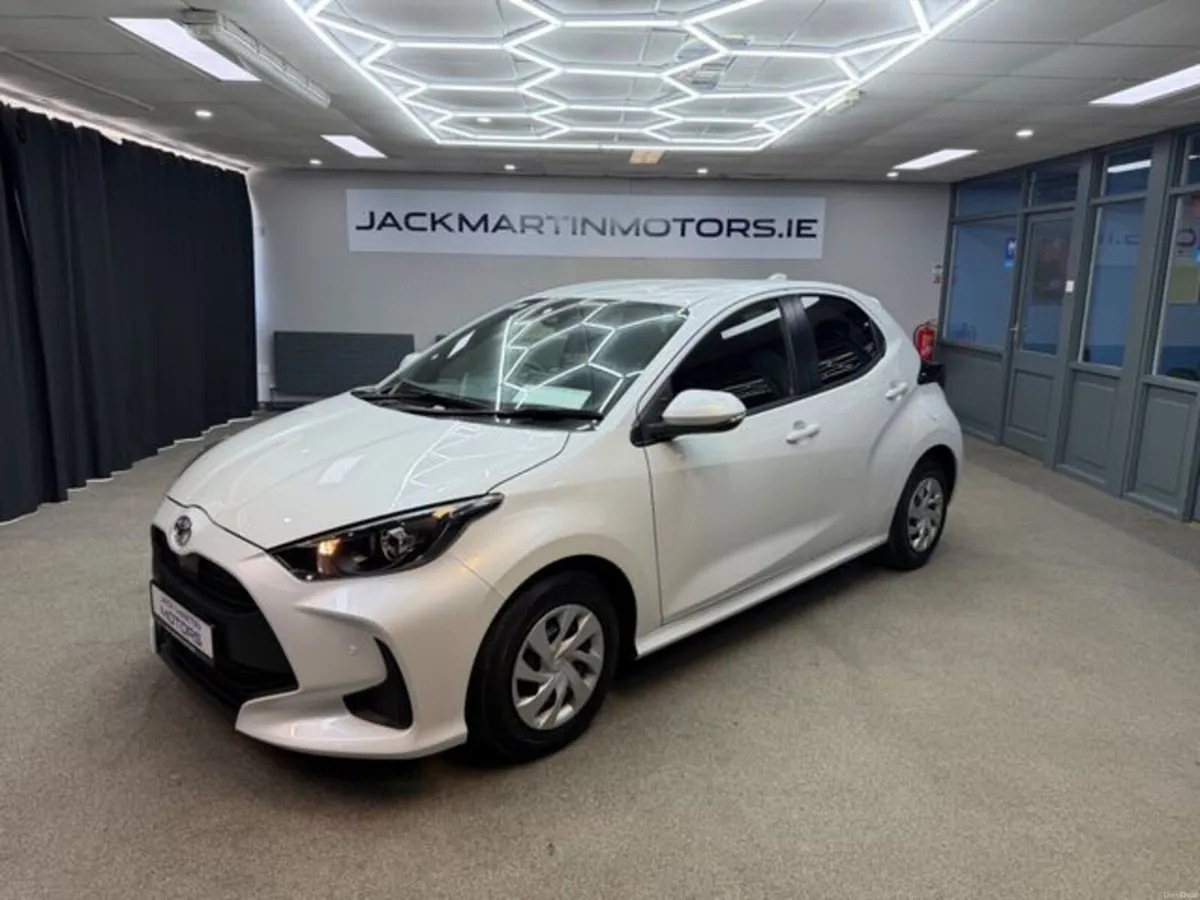 Toyota Yaris 1.0 Petrol - Image 1