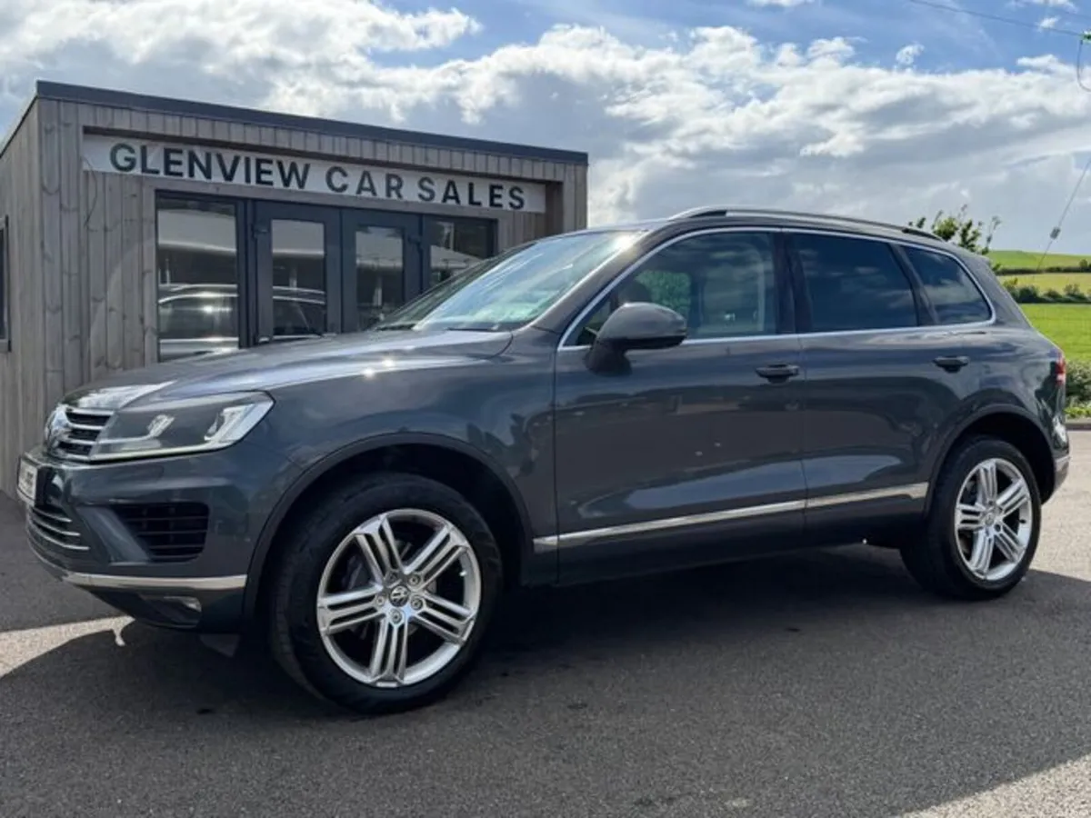 Volkswagen Touareg FULL HISTORY - 3.0TDI V6 - Image 3