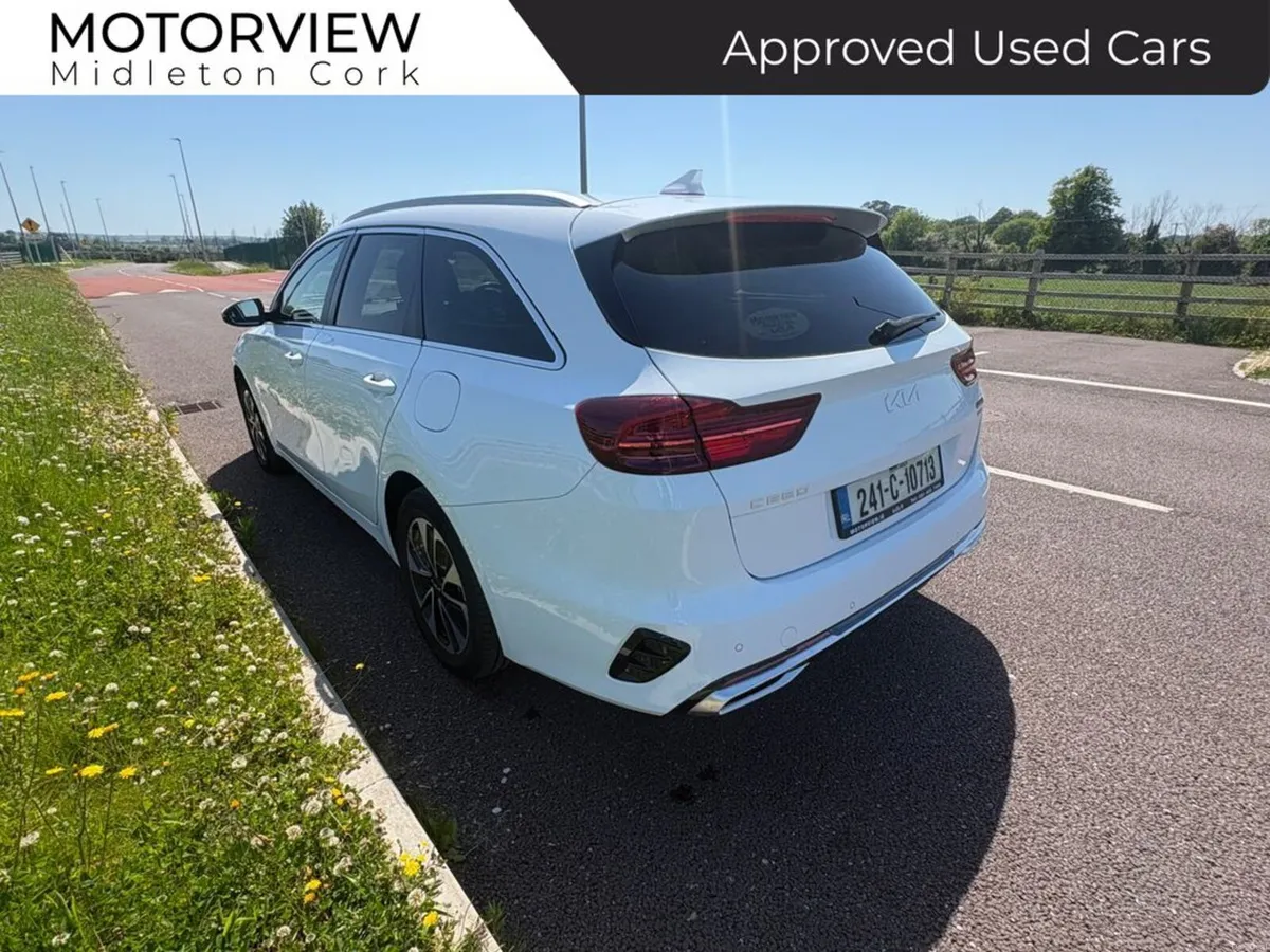 Kia Ceed SW Phev **AUTOMATIC** **warranty till 203 - Image 6