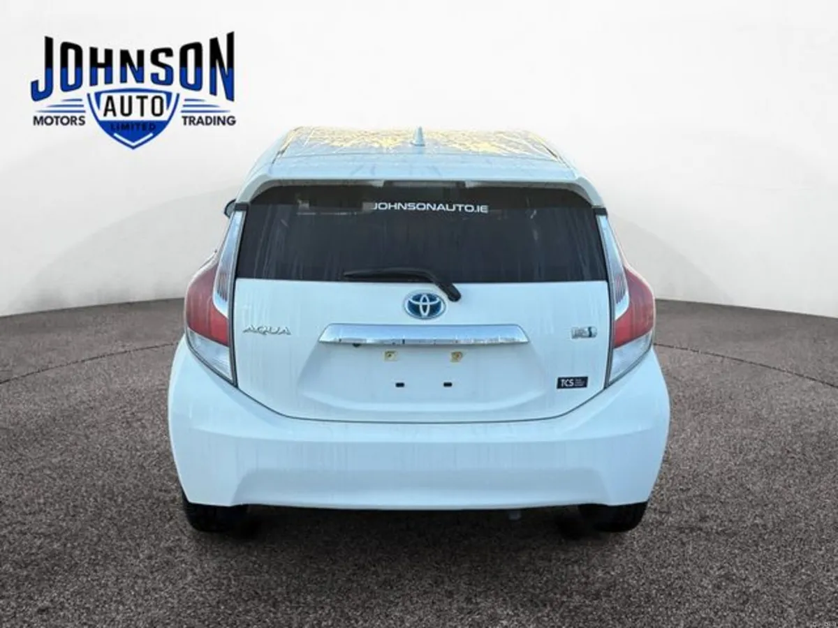 Toyota Aqua 1.5 Hybrid Self Charging - Image 4
