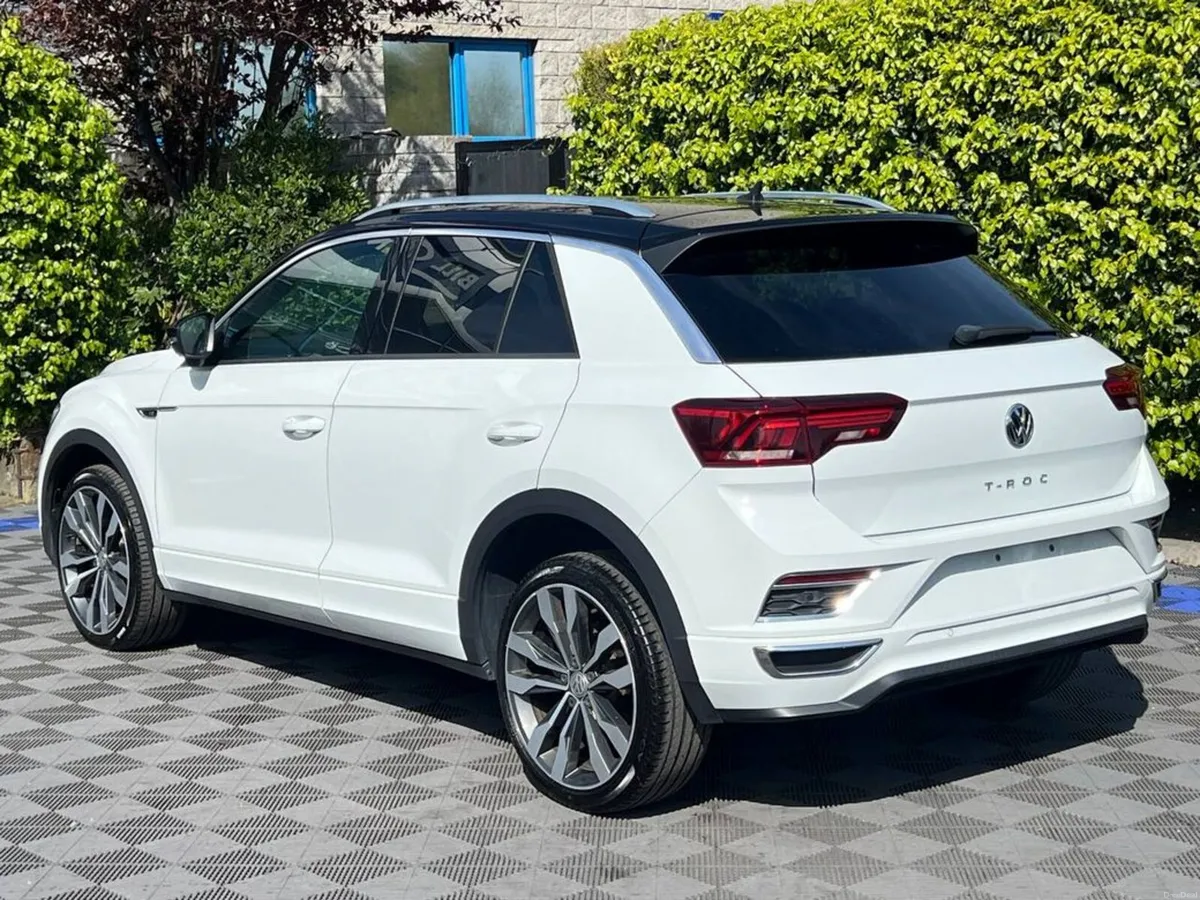 Volkswagen T-Roc R-LINE 2.0 TDI // APPLE CARPLAY/A - Image 5