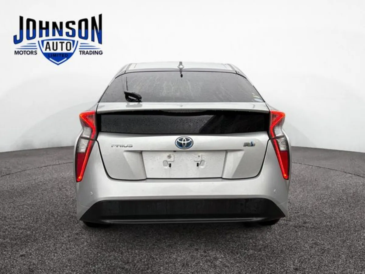 Toyota Prius 1.8 Petrol Hybrid Auto - Image 4