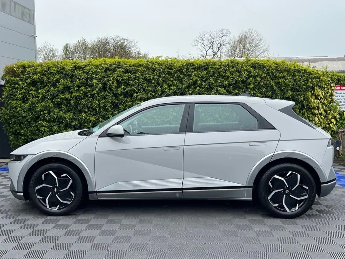 Hyundai IONIQ 5 77kw LONG RANGE// PREMIUM // SERVI - Image 3