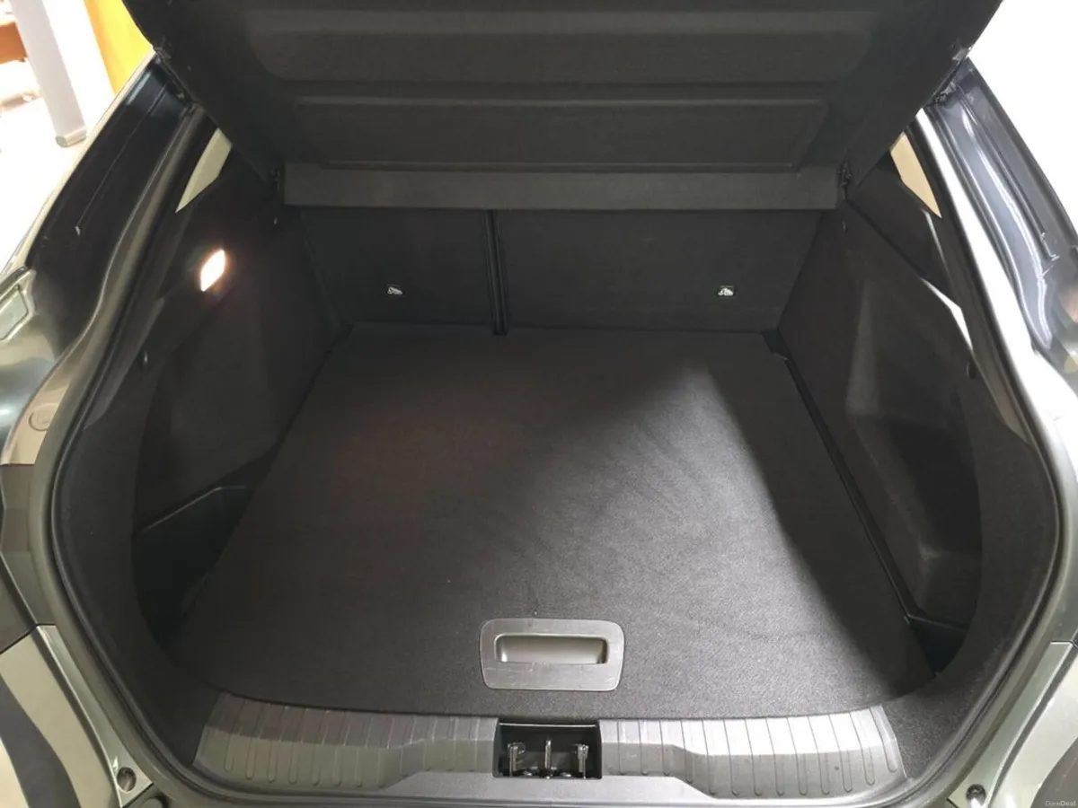 Renault Arkana Techno TCE Hybrid Automatic * Best - Image 6