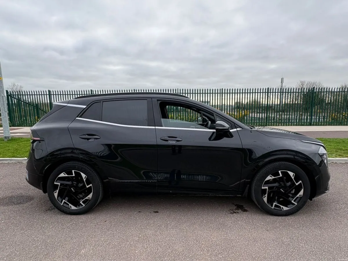 Kia Sportage GT Line SR Mhev MY23 5DR, **warranty - Image 3