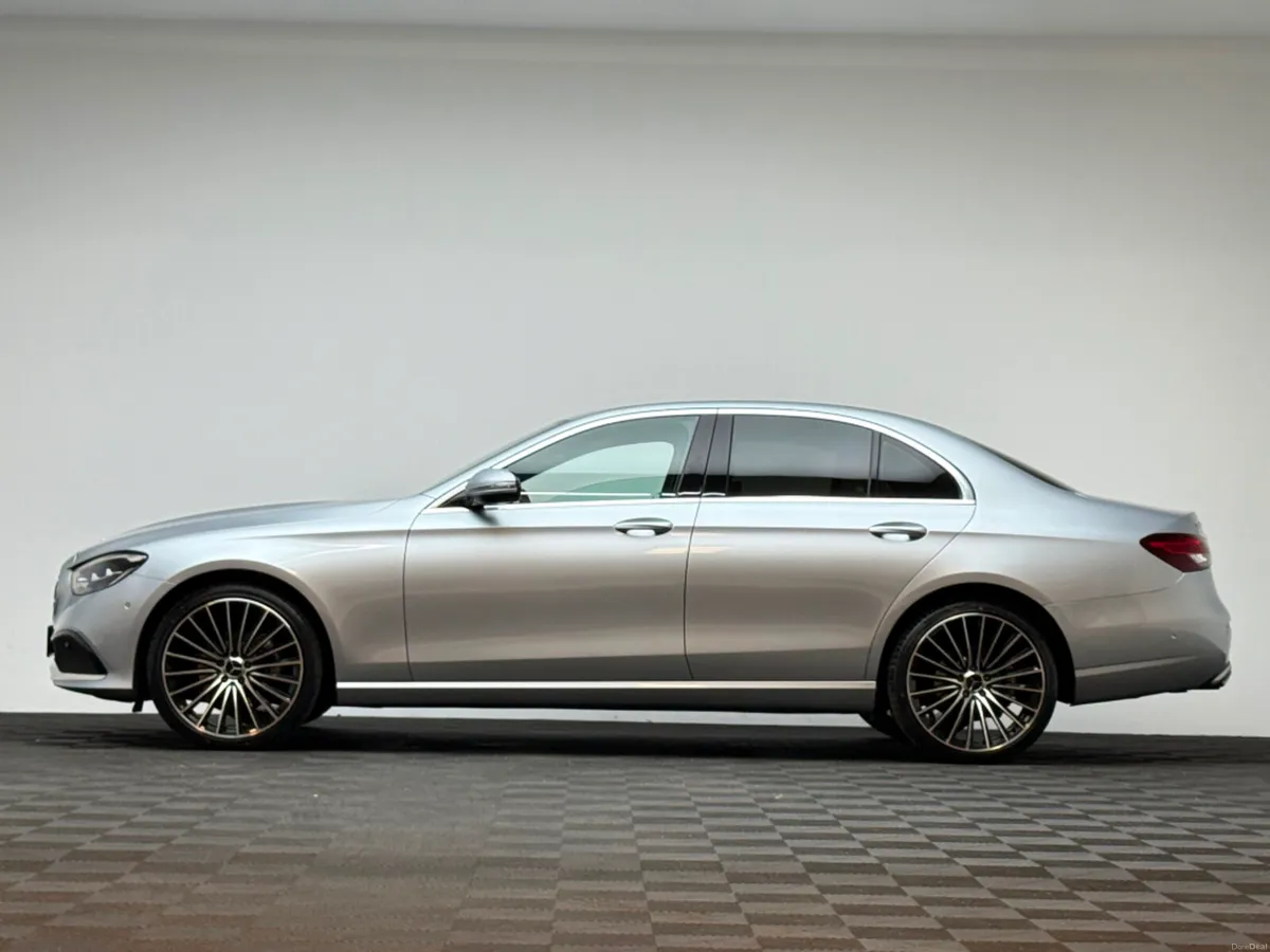 Mercedes-Benz E-Class E220D SPORT - Image 4
