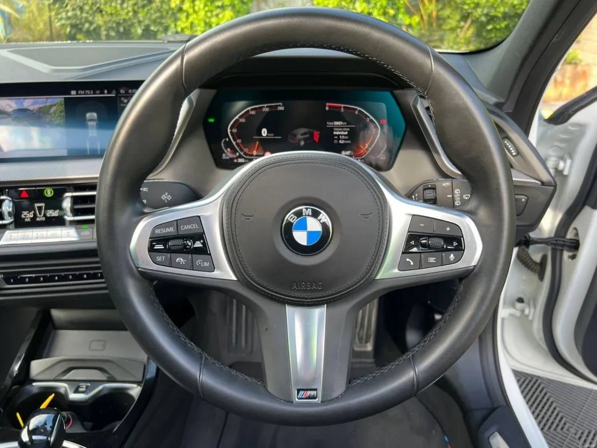 BMW 1-Series 118D M-SPORT 2.0 AUTO // FULL SERVICE - Image 5