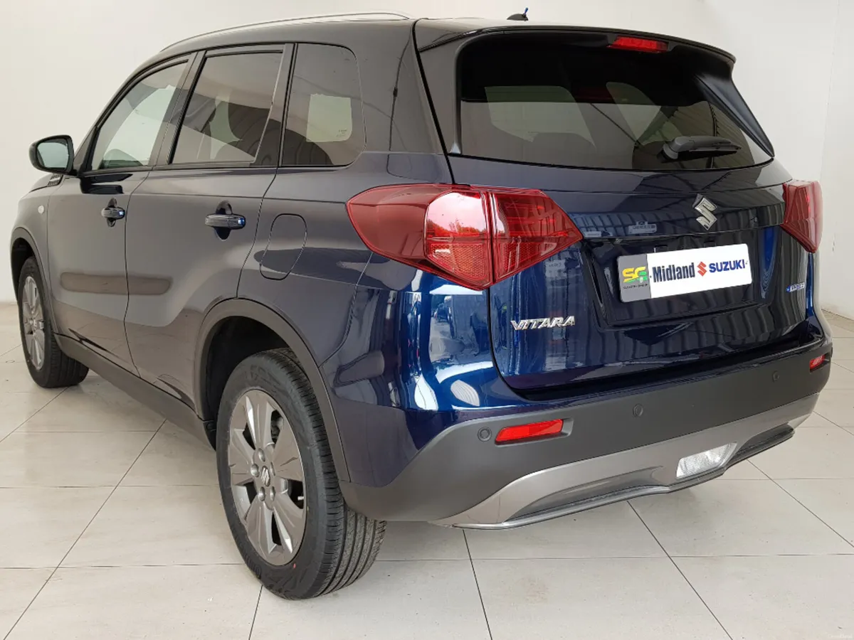 Suzuki Vitara 1 4 B JET Hybrid Motion - Image 3
