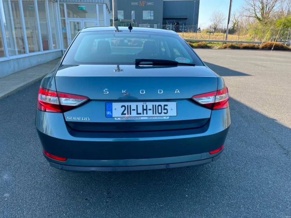 Skoda Superb 1.6tdi 120HP DSG 4D - Image 6