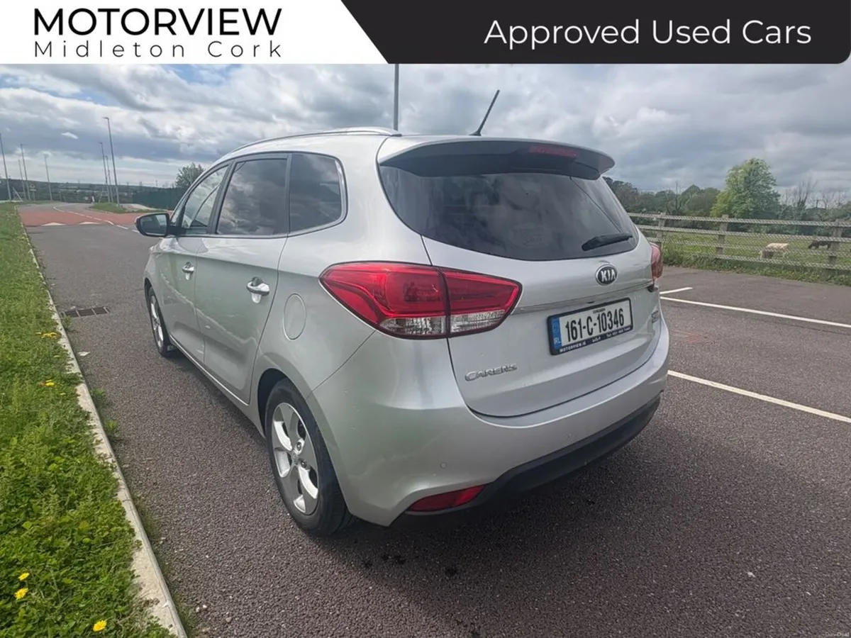 Kia Carens 7 seater USB Connection, Bluetooth, Cen - Image 4