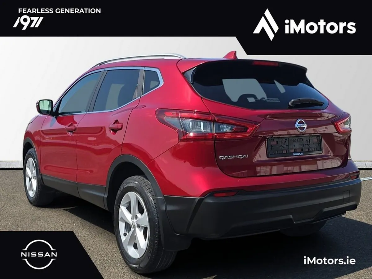 Nissan Qashqai 1.5 SV 18 4DR - Image 2