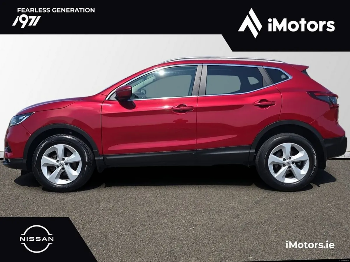 Nissan Qashqai 1.5 SV 18 4DR - Image 3