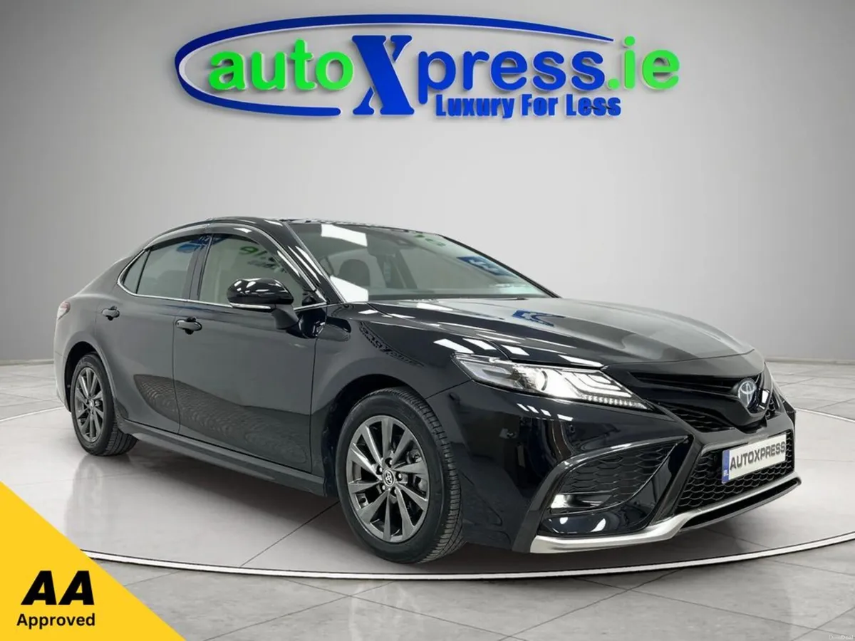 Toyota Camry HYBRID WS Low Mileage , Reversing cam - Image 1