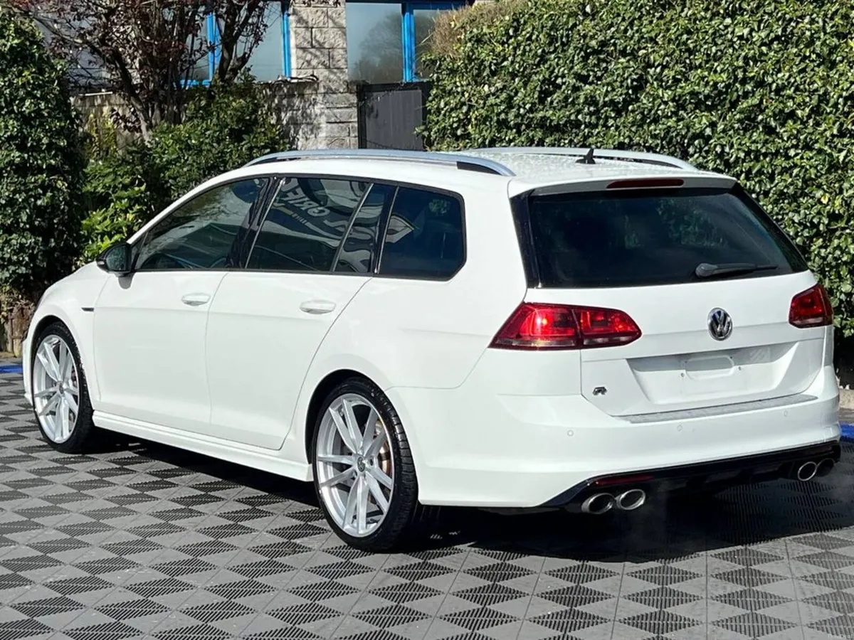 Volkswagen Golf R VARIANT 2.0 TSI AUTO // NEW 19" - Image 5