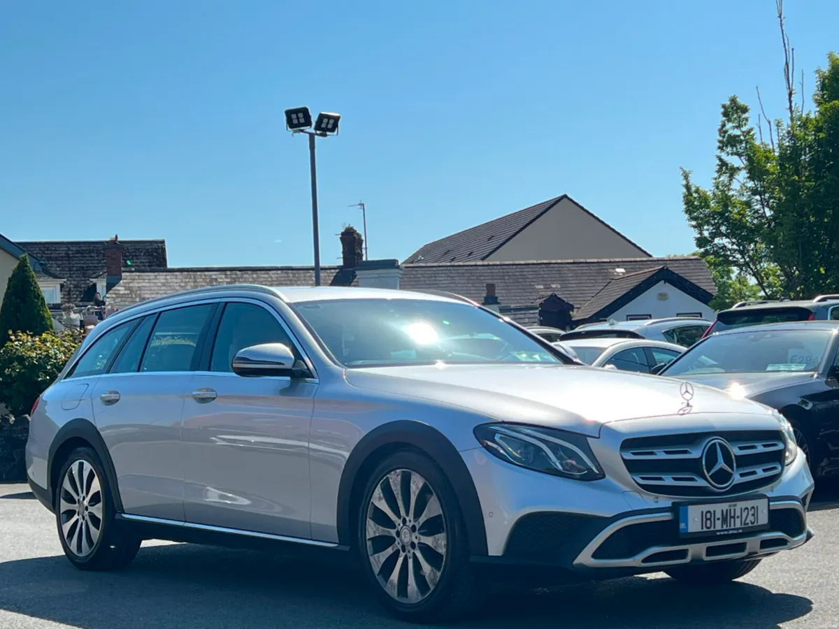Mercedes-Benz E-Class E220D 4MATIC ALL-TERRAIN *HI - Image 3