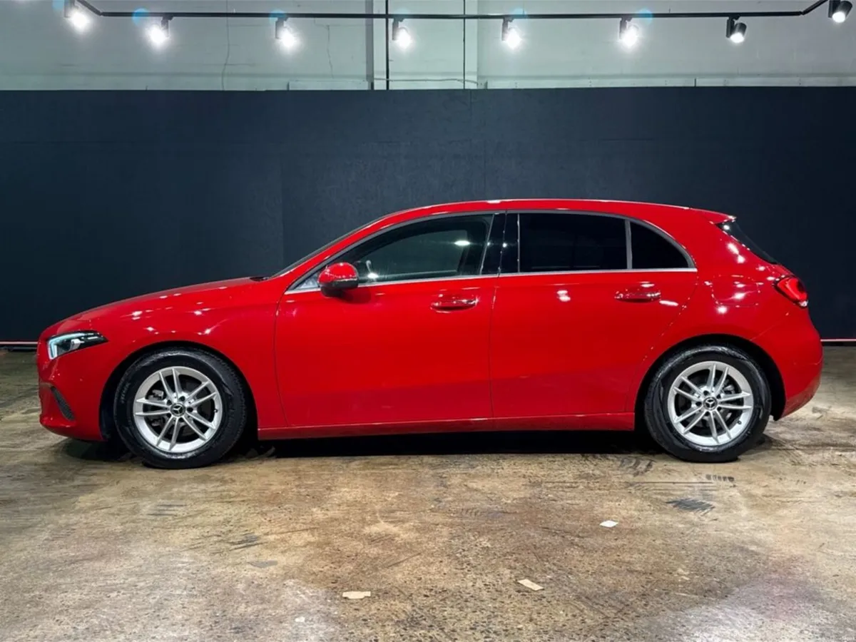 Mercedes-Benz A-Class AUTOMATIC 1.4L A180 - MULTI - Image 6