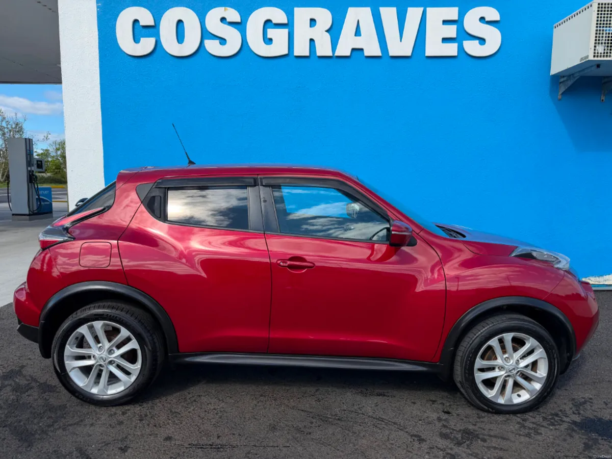 Nissan Juke 1.5 SV Premium 4DR * REVERSING CAMERA - Image 2