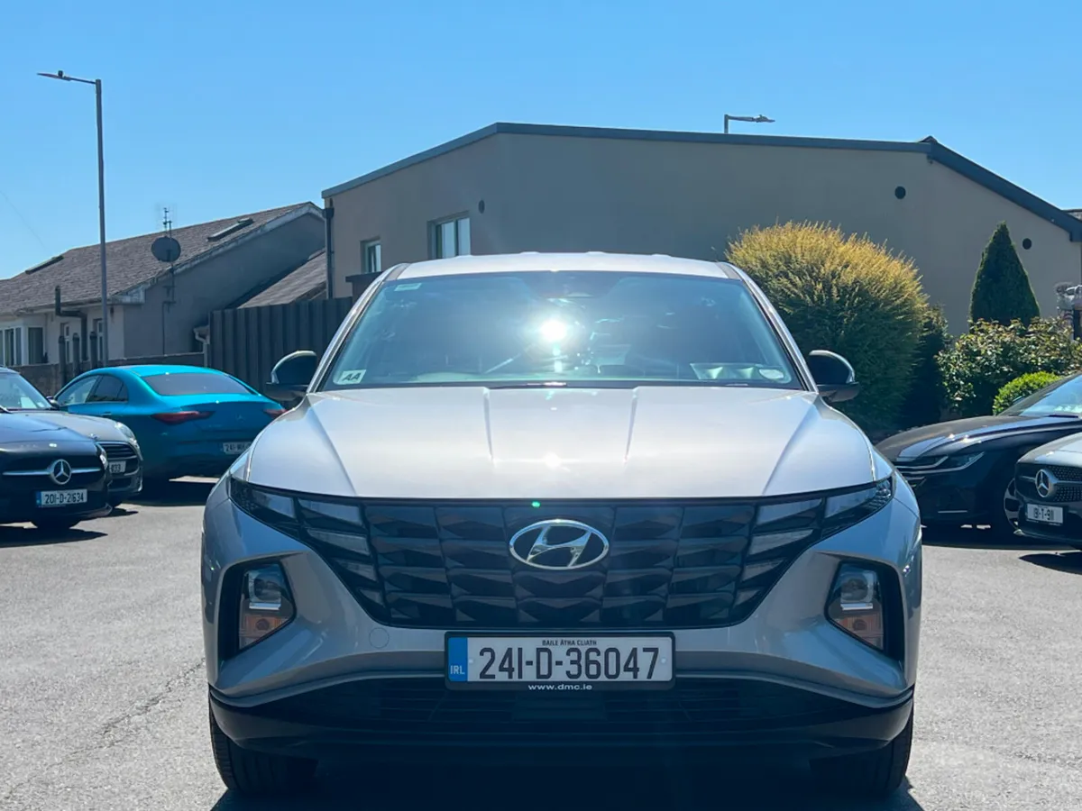 Hyundai Tucson 1.6D MHEV COMFORT PLUS *IRISH CAR* - Image 2