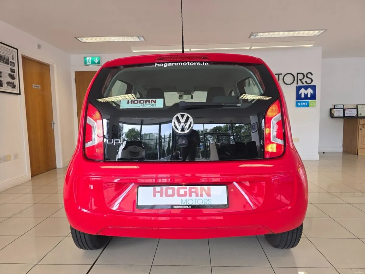 Volkswagen up! Move Up 1.0 5Dr H/B - Image 5