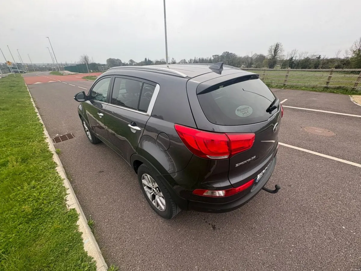 Kia Sportage Platinum SE 4DR 1.7D and - Image 4