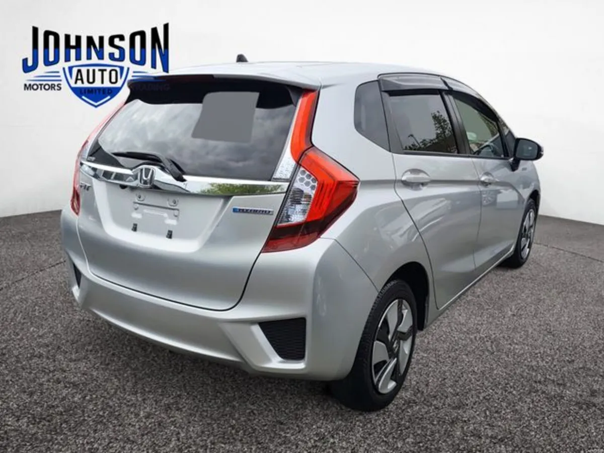 Honda Fit Fit Hybrid 1.5 i-VTEC Automatic - Image 5