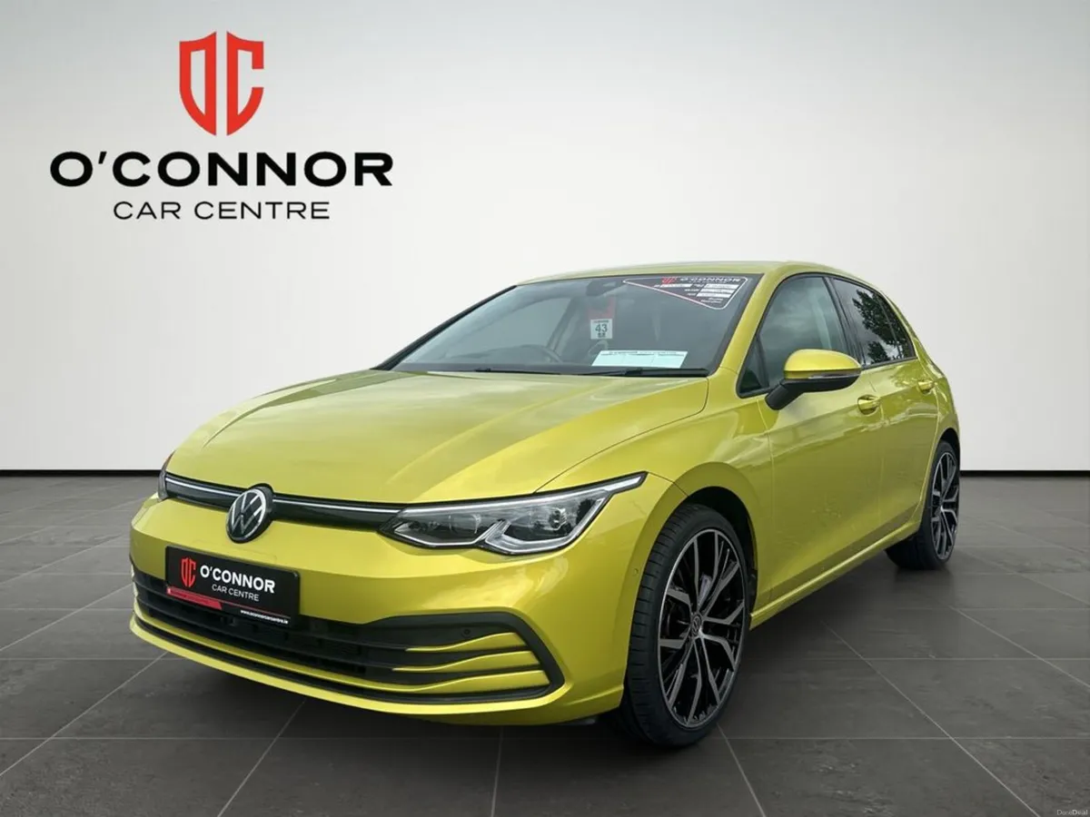 Volkswagen Golf Green paint, smooth auto — saving - Image 1
