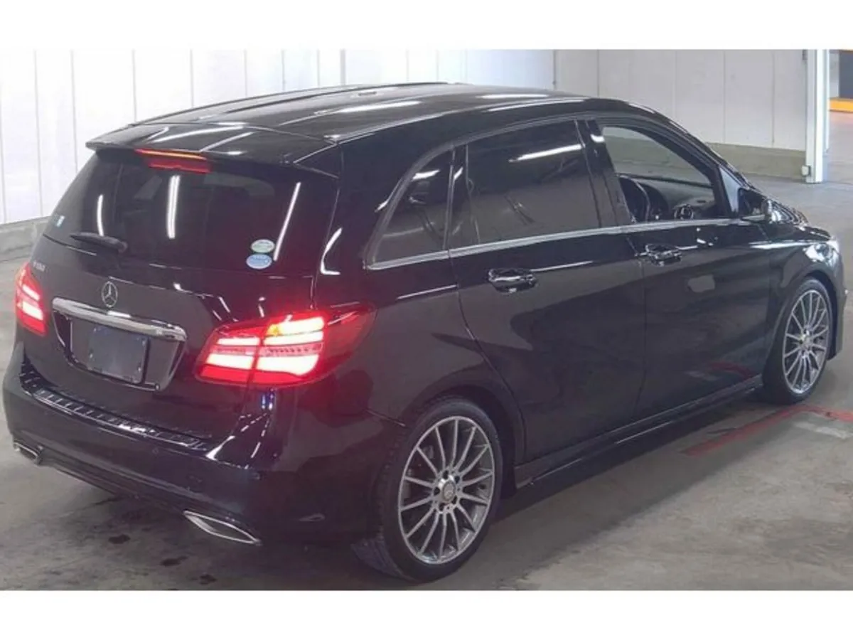 Mercedes-Benz B-Class B180 Sport automatic Grade 4 - Image 4