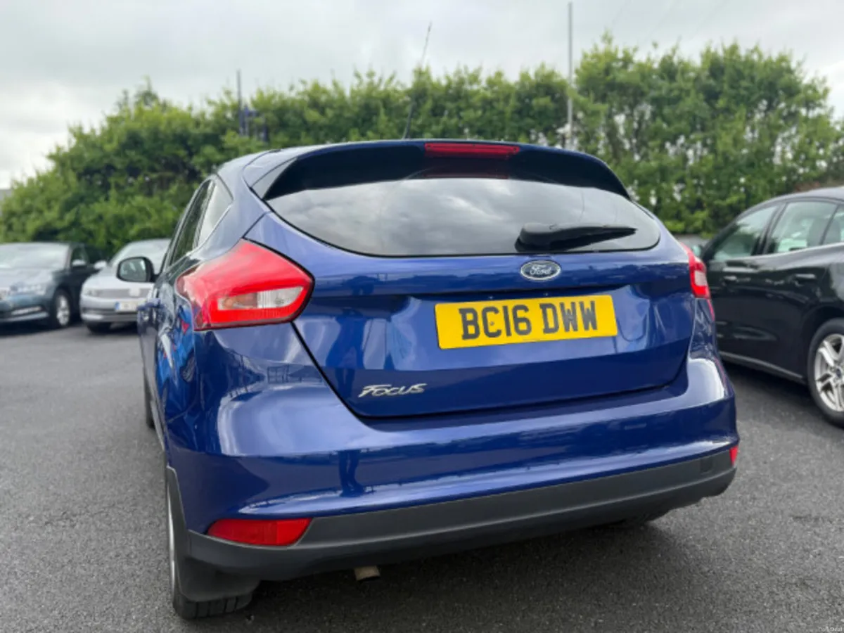 Ford Focus ZETEC TDCI - Image 4