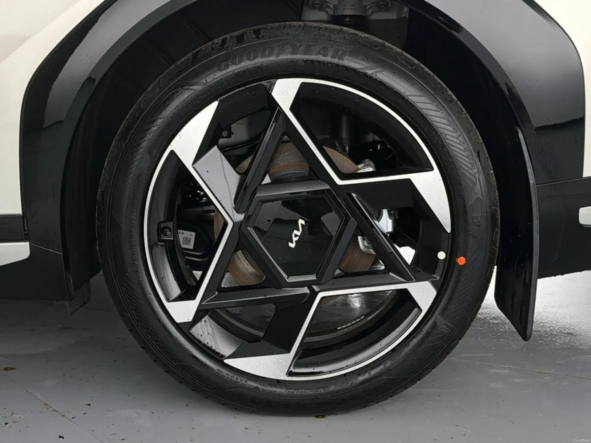 Kia EV4 Fastback GT-Line - Image 3