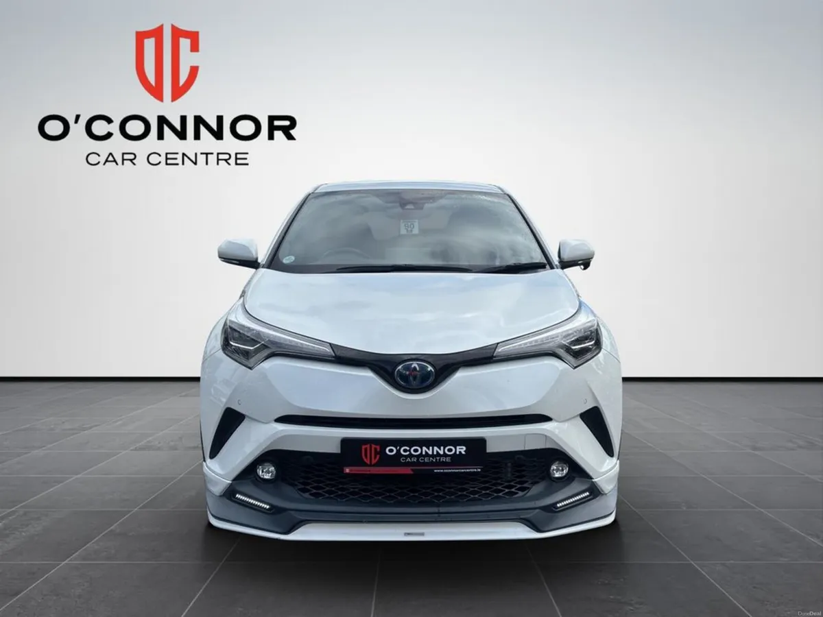 Toyota C-HR 1.8 - Image 2