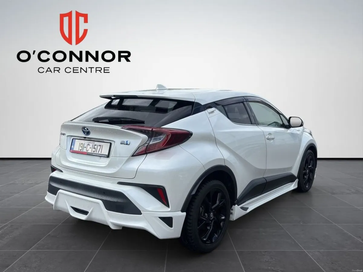 Toyota C-HR 1.8 - Image 6