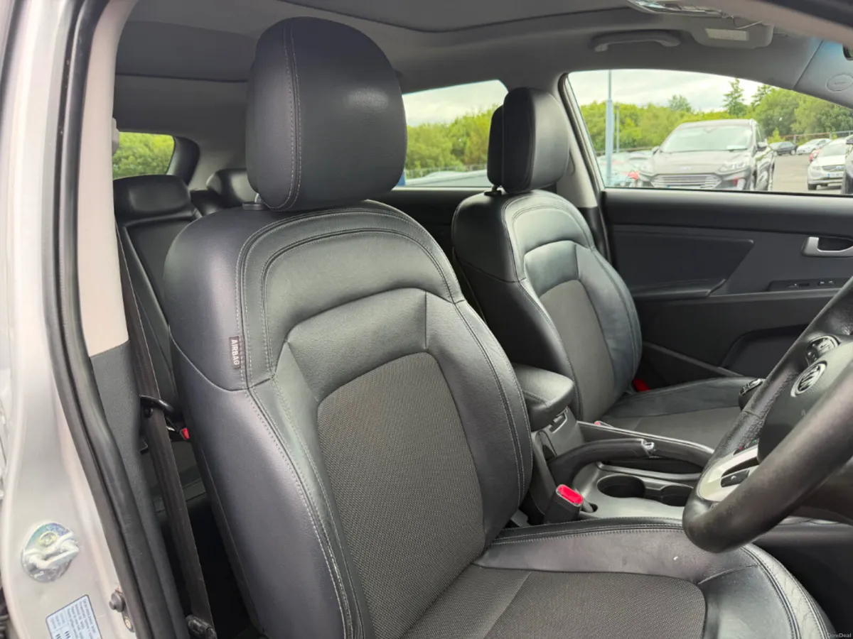 Kia Sportage EX 2.0 4X4 4DR - Image 4
