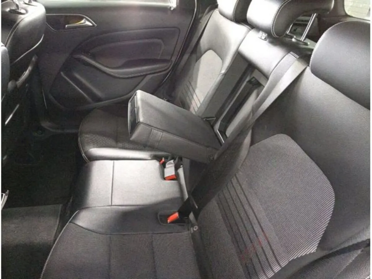 Mercedes-Benz B-Class B180 1.6 Petrol Auto - Image 6