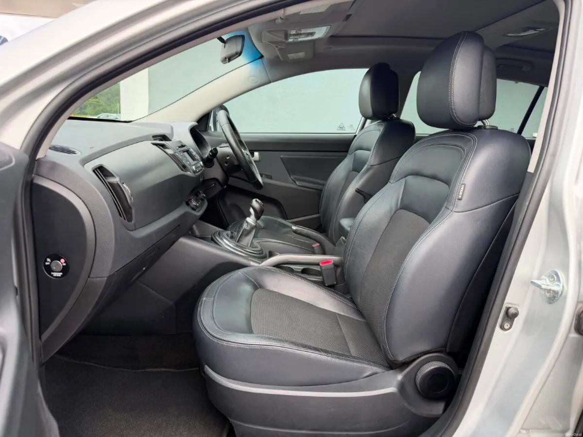 Kia Sportage EX 2.0 4X4 4DR - Image 6