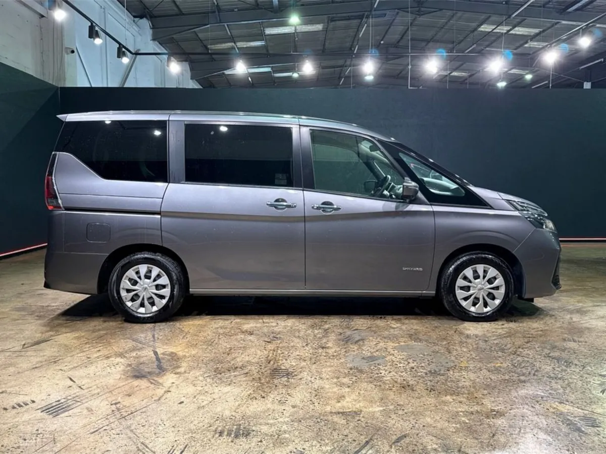 Nissan Serena HYBRID 2.0 AUTOMATIC - 8 SEATER - CR - Image 3