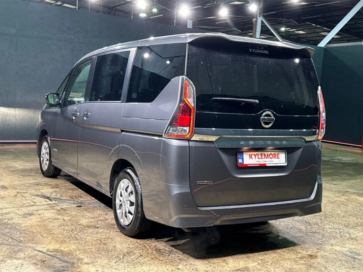 Nissan Serena HYBRID 2.0 AUTOMATIC - 8 SEATER - CR - Image 5