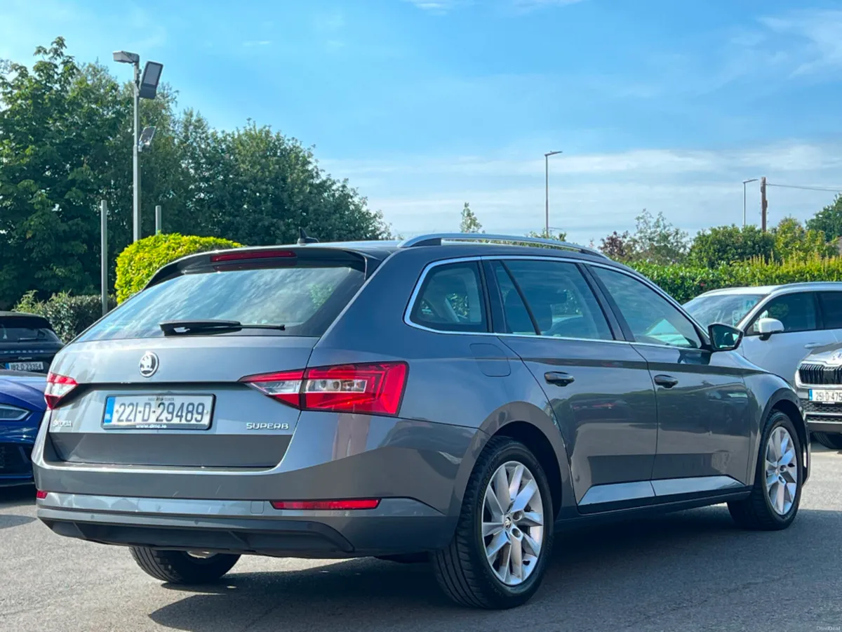 Skoda Superb COMBI AMBITION 2.0TDI DSG *IRISH CAR* - Image 5