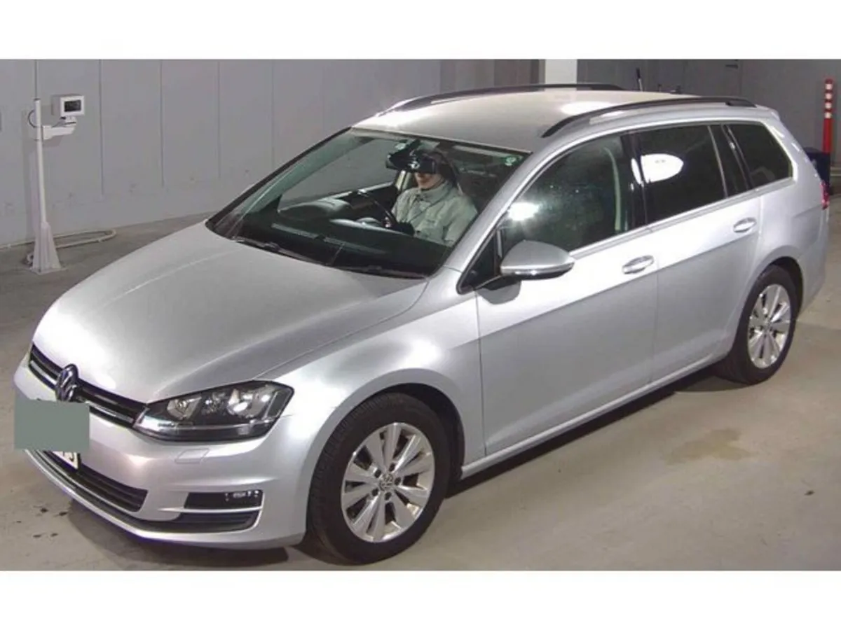Volkswagen Golf 1.2 Petrol Auto Estate - Image 2