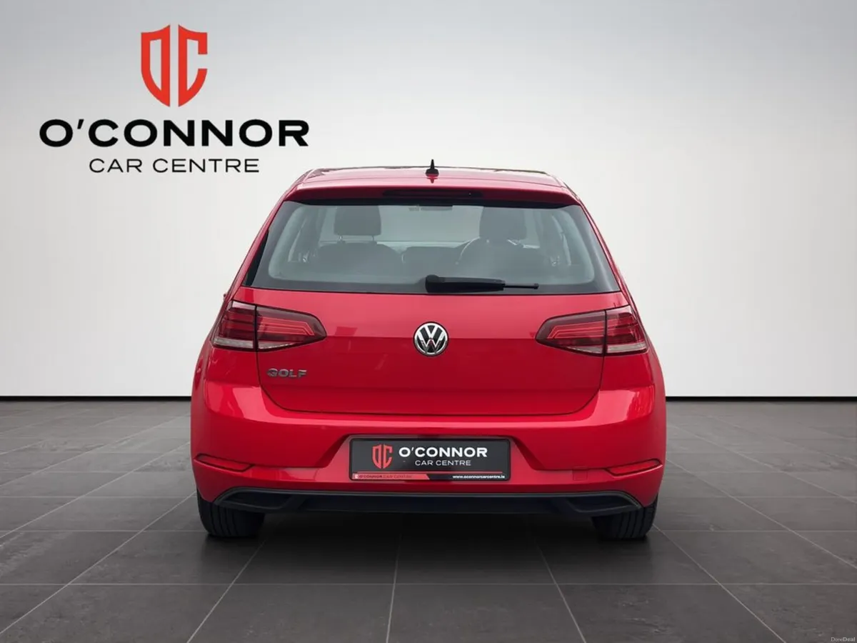 Volkswagen Golf 1.6 TDI 115HP Trendline - Image 5