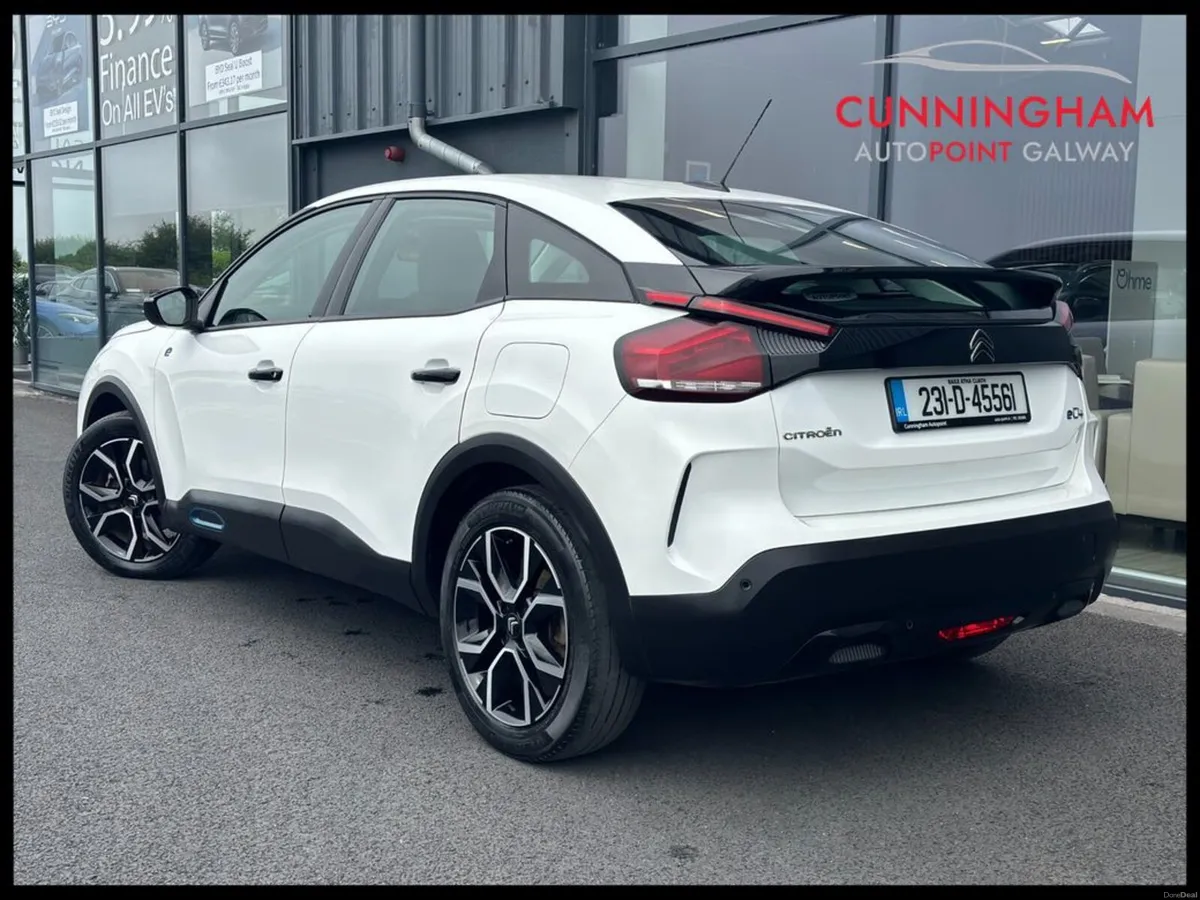 Citroen e-C4 e-Sense 50kWh Auto - Image 2