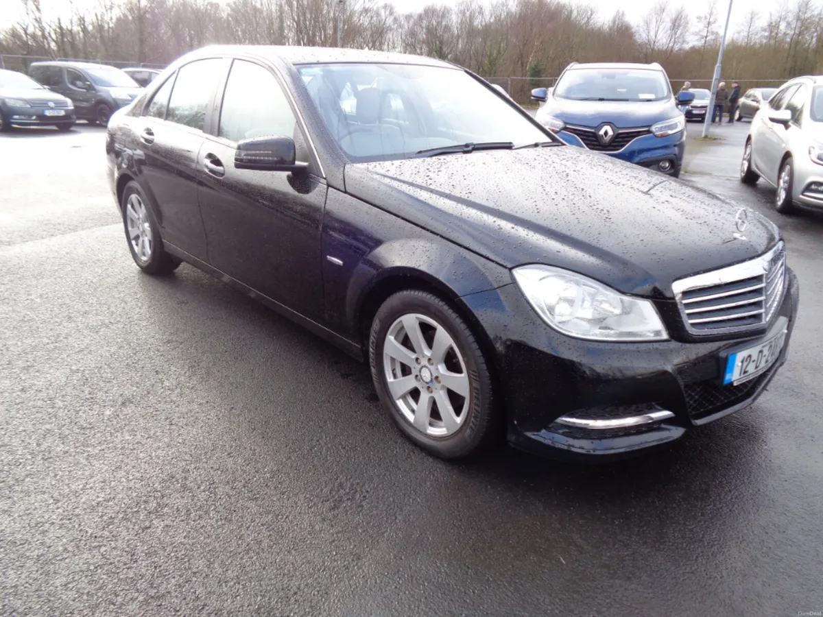 Mercedes-Benz C-Class C 200 CDI Blue Effic 4DR * F - Image 2