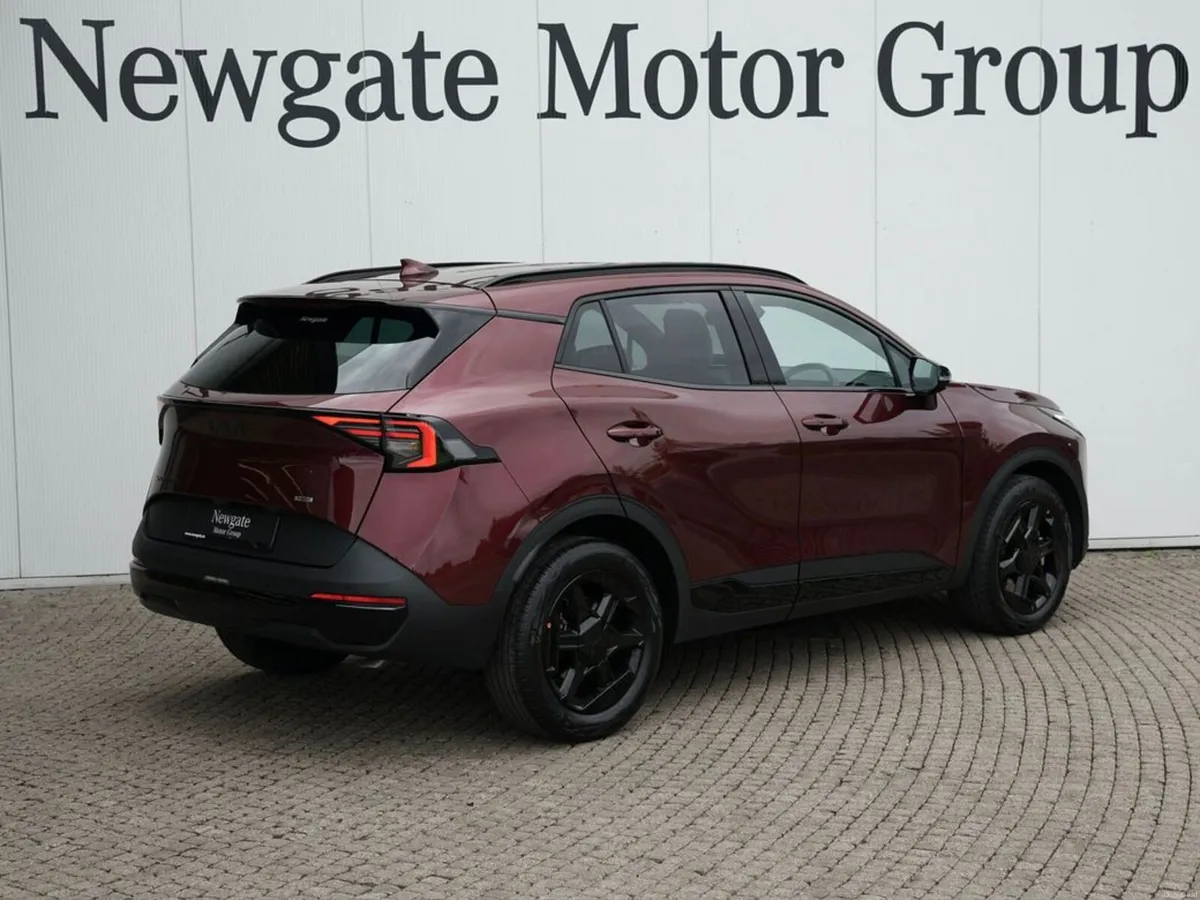 Kia Sportage BLACK EDITION HYBRID - Image 5