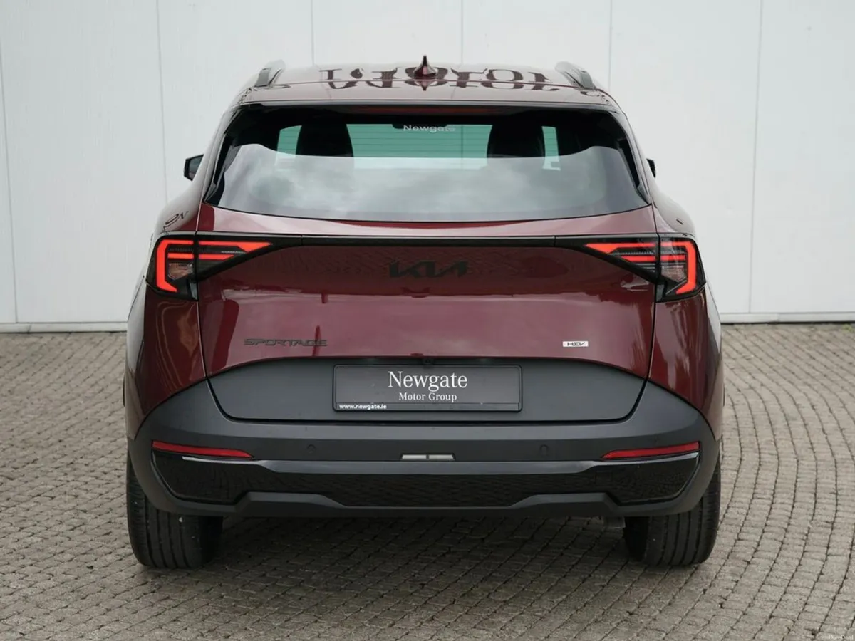 Kia Sportage BLACK EDITION HYBRID - Image 6