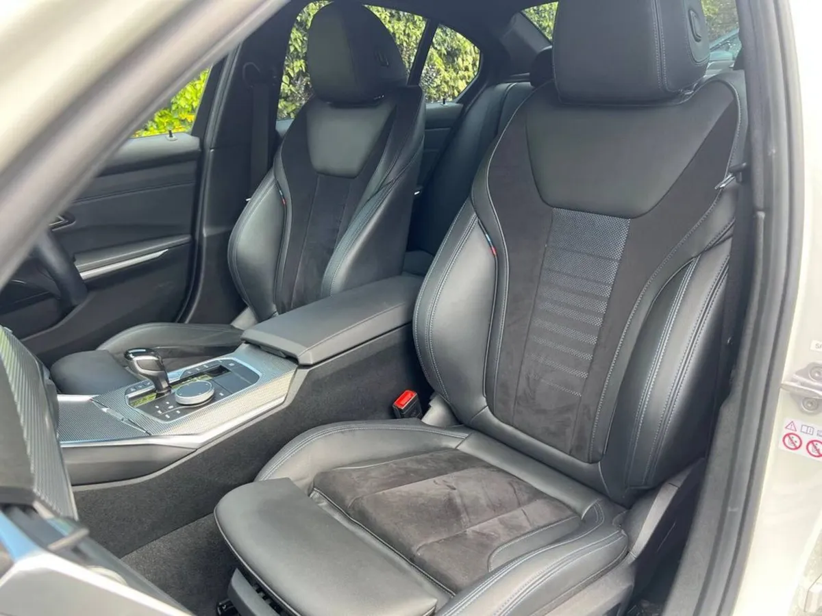 BMW 3-Series 330e M-SPORT COMPETITION 2.0 HYBRID / - Image 6
