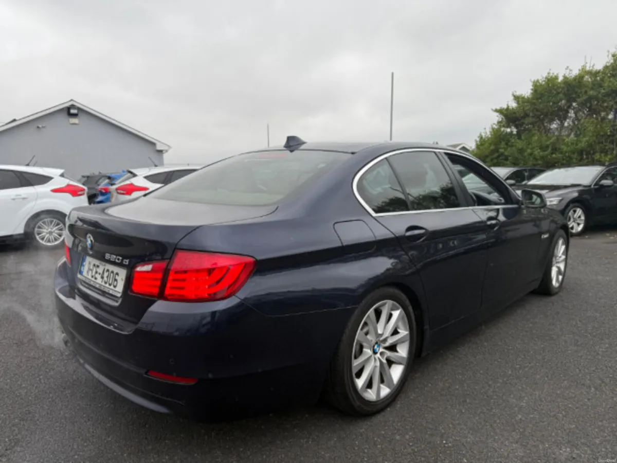 BMW 5-Series 520d SE - Image 5