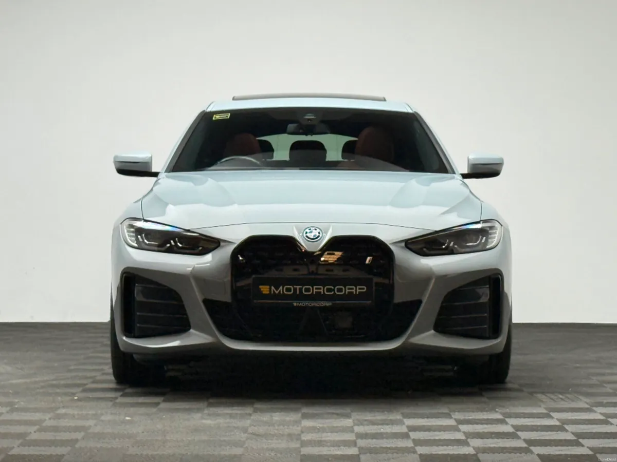 BMW i4 40 M SPORT * SUNROOF* - Image 2