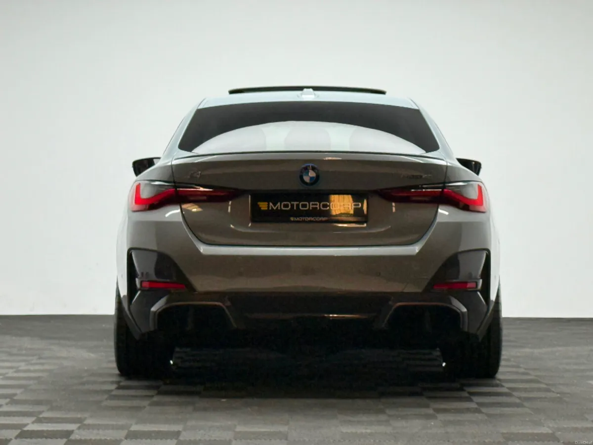 BMW i4 40 M SPORT * SUNROOF* - Image 6