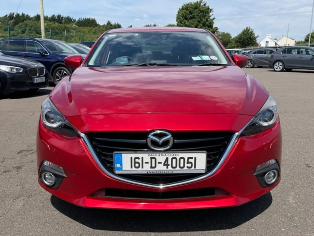 Mazda Mazda3 1.5D Platinum - 54KMS - Image 2