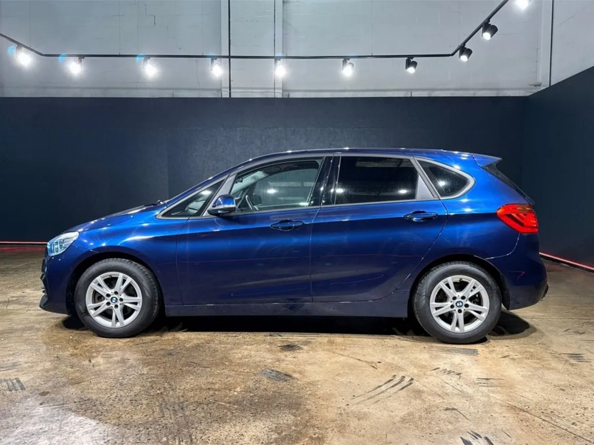 BMW 2-Series 1.5 AUTOMATIC - FACTORY ALLOYS - REVE - Image 6