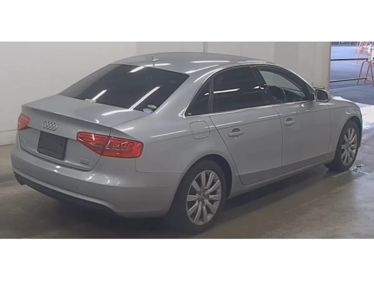 Audi A4 Audi A4 Avant 2.0 TFSI quattro estate with - Image 4